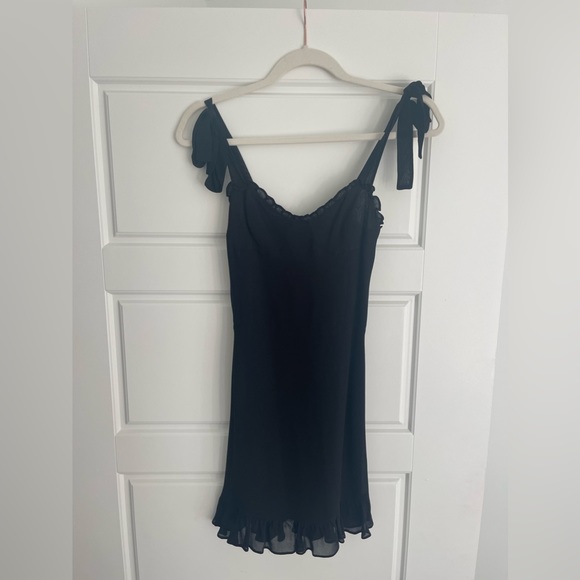 New Reformation Christine Dress Size Zero. 0 - Picture 5 of 8